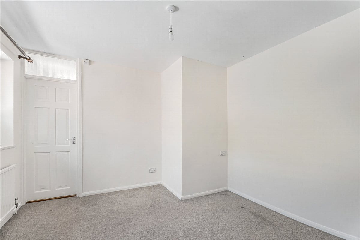 4 bedroom bungalow, London Road, Wendover HP22 - Available