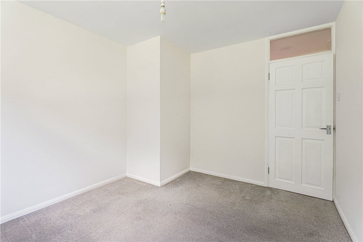 4 bedroom bungalow, London Road, Wendover HP22 - Available