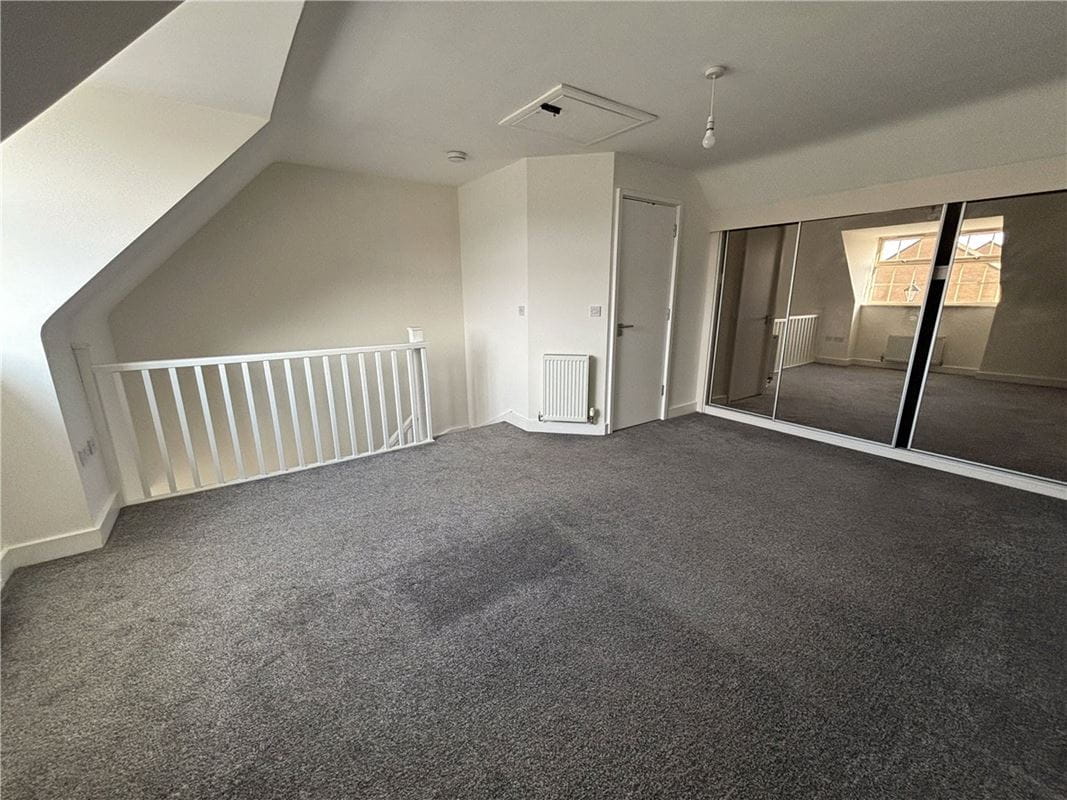 3 bedroom house, Comelybank Drive, Mexborough S64 - Available