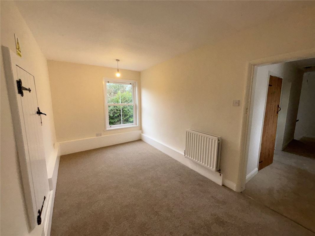2 bedroom cottage, Park Farm, Willesley Woodside LE65 - Available