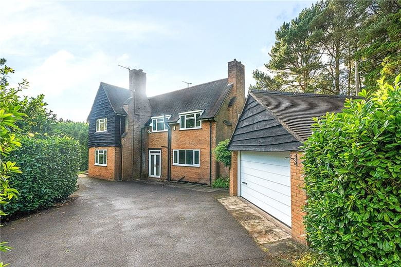 4 bedroom house, Whitmore Heath, Newcastle ST5 - Available