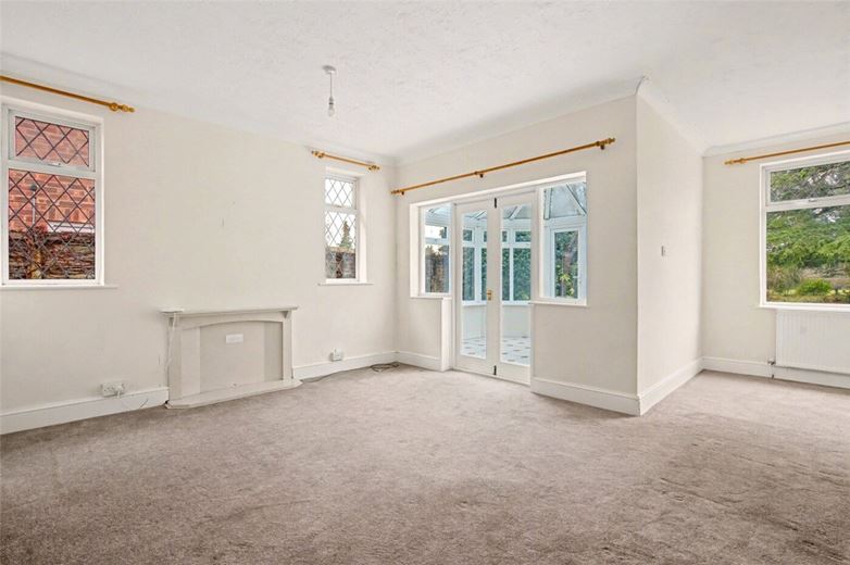 3 bedroom bungalow, Waste Lane, Balsall Common CV7 - Available