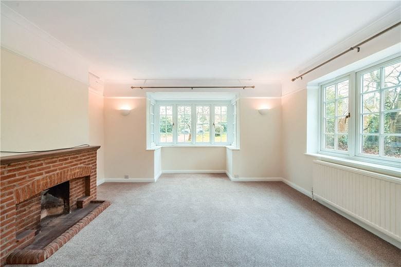 4 bedroom house, Ballinger Road, South Heath HP16 - Available