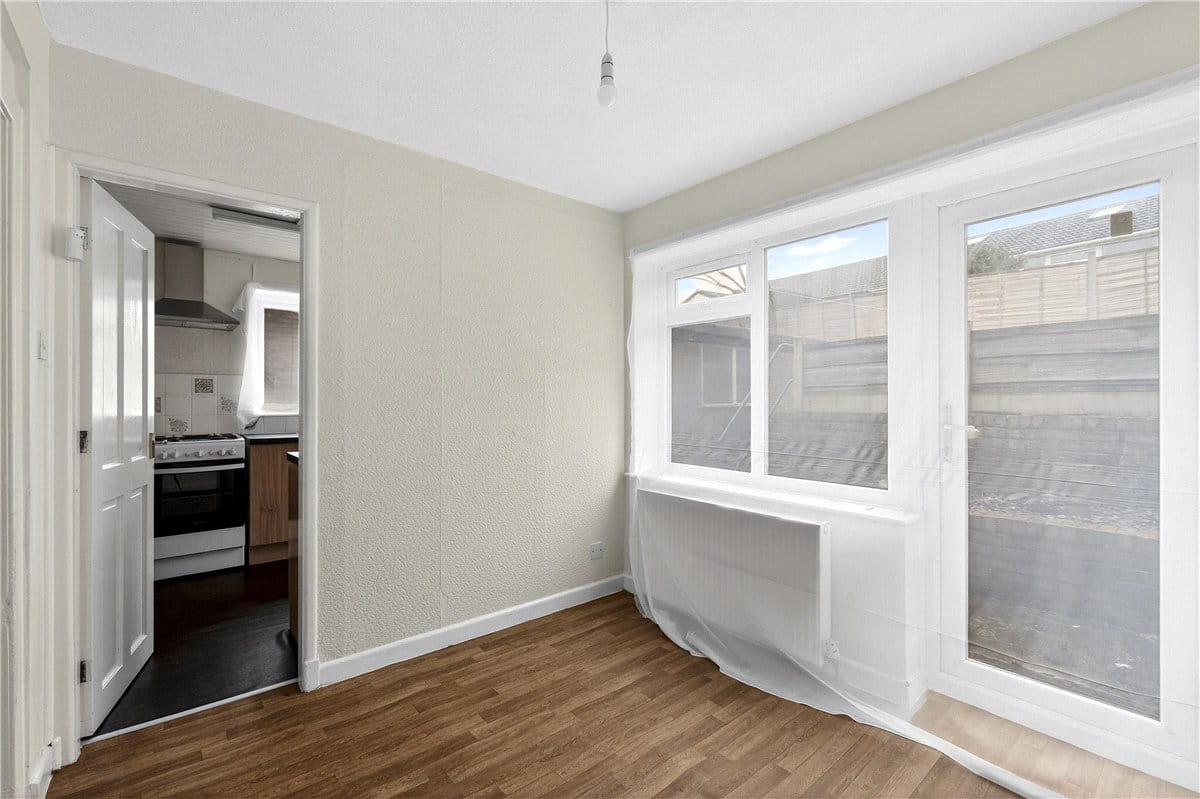 3 bedroom house, Kingsway, Bredbury SK6 - Available
