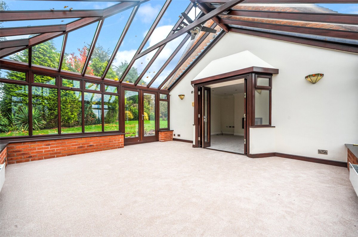 5 bedroom house, Tolldish Lane, Great Haywood ST18