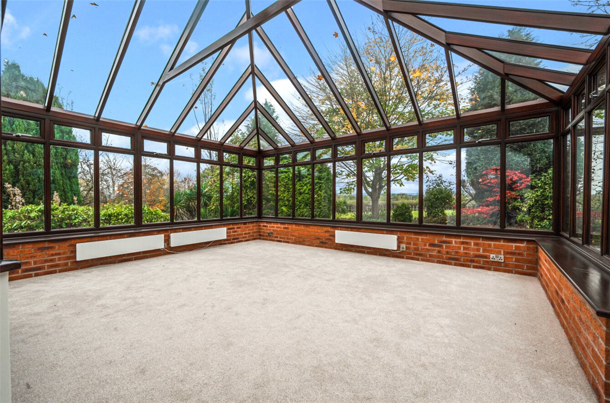 5 bedroom house, Tolldish Lane, Great Haywood ST18