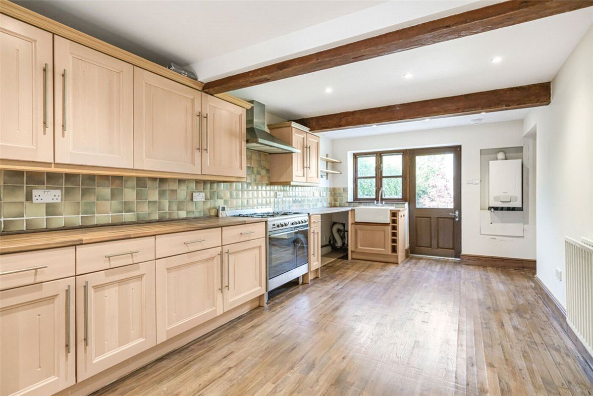 4 bedroom cottage, Yew Tree Court, Nantwich Road CW10