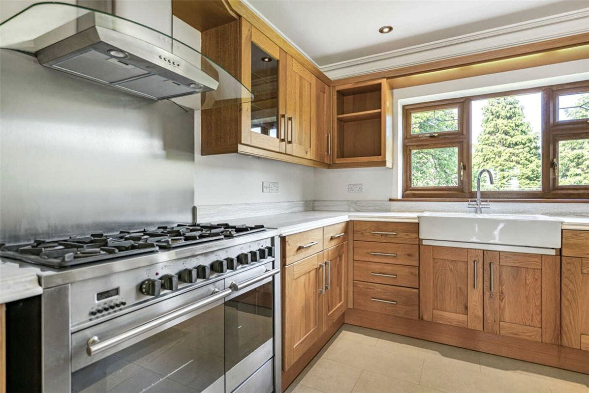 14 bedroom house, Yarnfield Lane, Yarnfield ST15 - Available