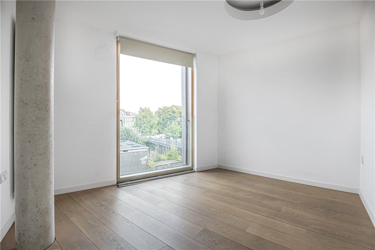 4 bedroom house, Parkway, London NW1 - Available