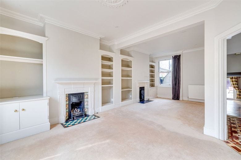 4 bedroom house, Langthorne Street, London SW6 - Available