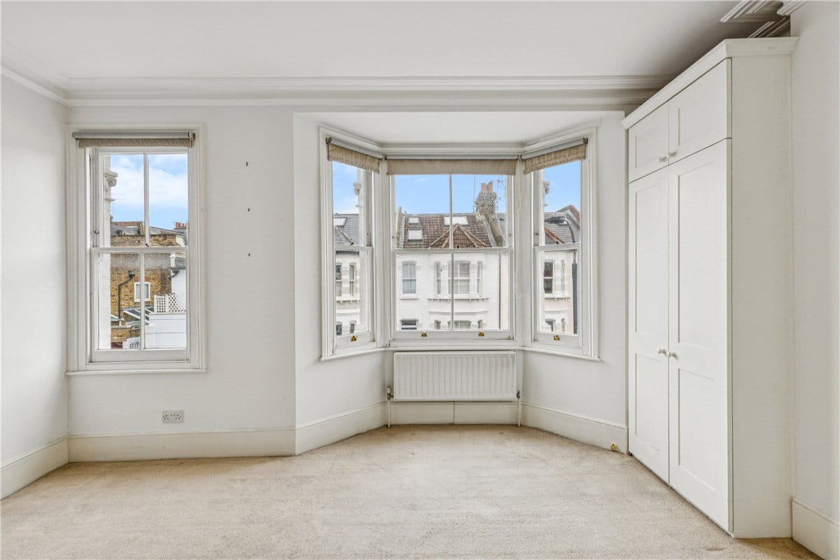 4 bedroom house, Firth Gardens, London SW6 - Available