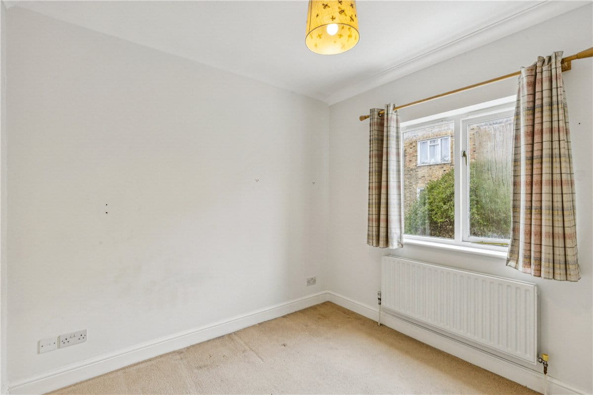 4 bedroom house, Firth Gardens, London SW6 - Available