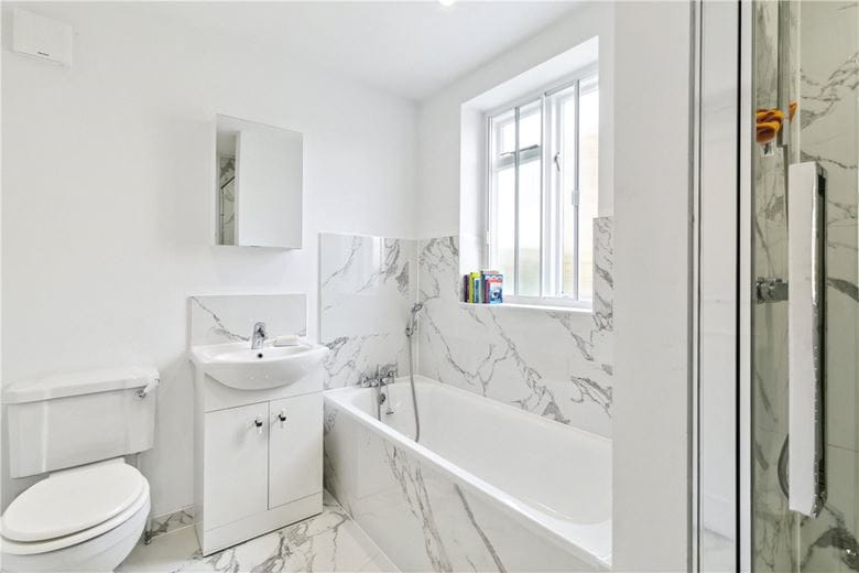 2 bedroom flat, Waldemar Avenue, London SW6 - Sold