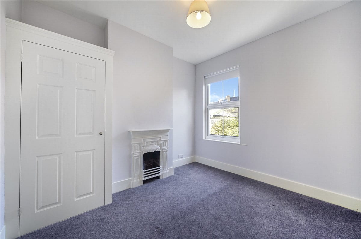 3 bedroom house, Rainville Road, London W6 - Available
