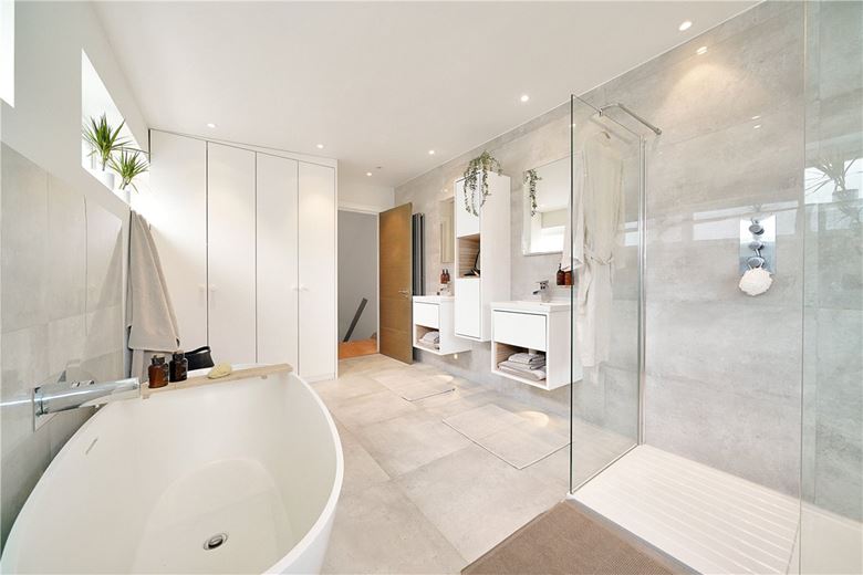 3 bedroom house, Delorme Street, London W6 - Sold