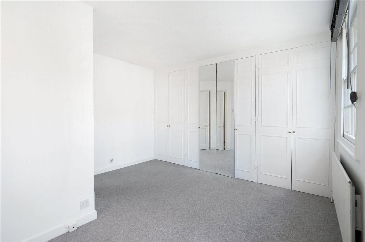 2 bedroom house, Burlington Road, London SW6 - Sold STC