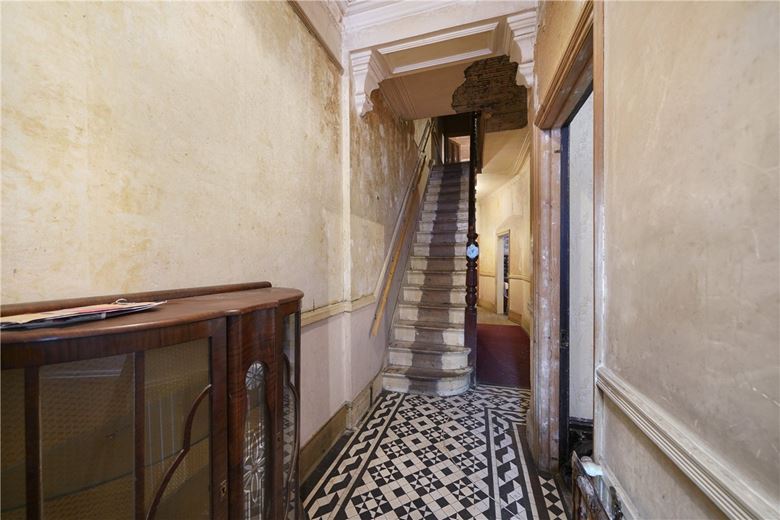 3 bedroom house, Ellerby Street, London SW6 - Available