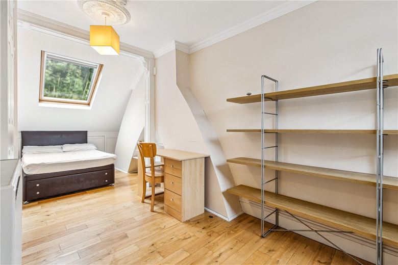 6 bedroom house, Niton Street, London SW6 - Available