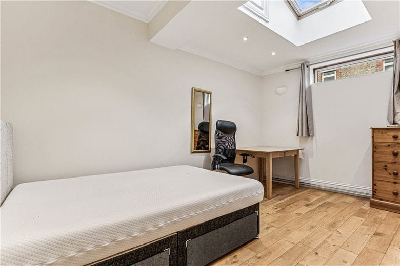 9 bedroom house, Fulham Palace Road, London SW6 - Available