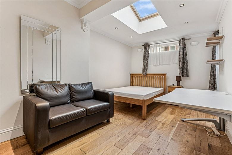 9 bedroom house, Fulham Palace Road, London SW6 - Available