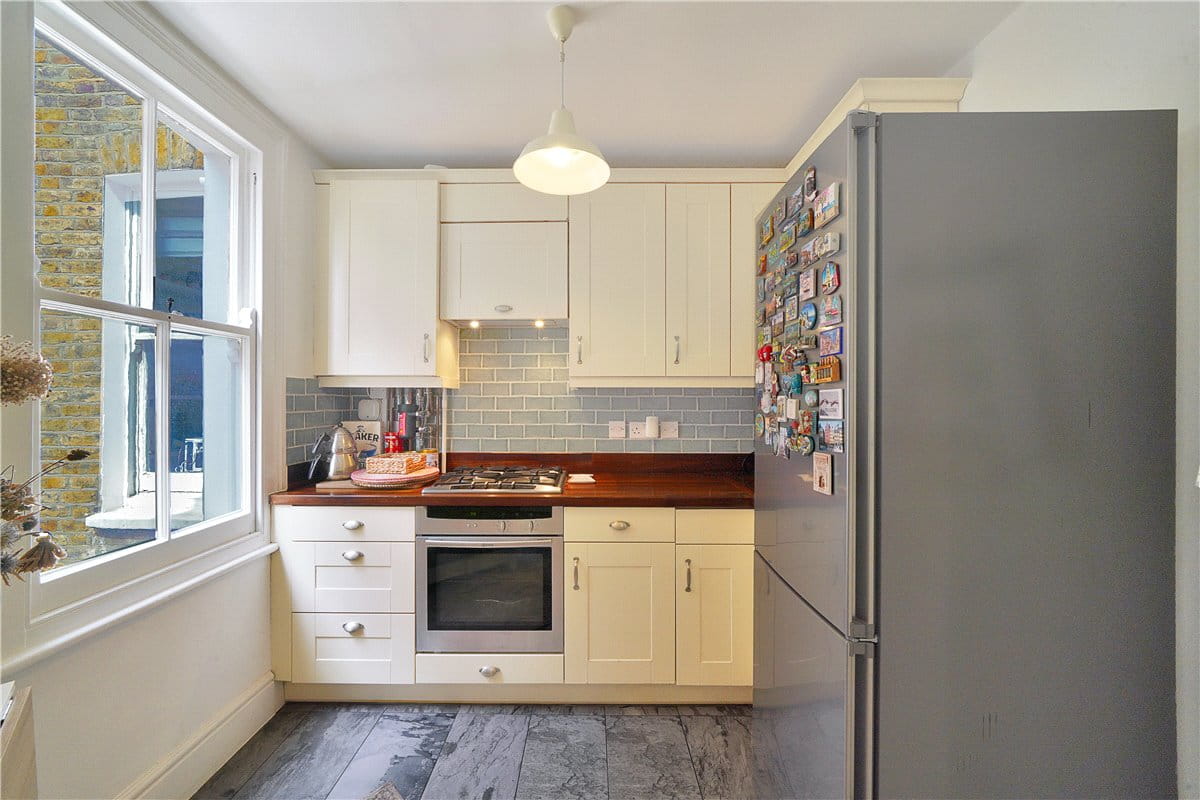 2 bedroom flat, Mirabel Road, London SW6 - Available