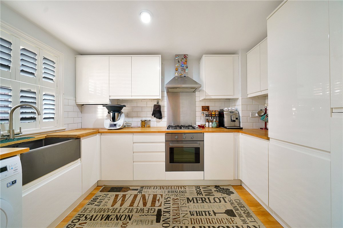 2 bedroom house, Marryat Square, Wyfold Road SW6 - Sold