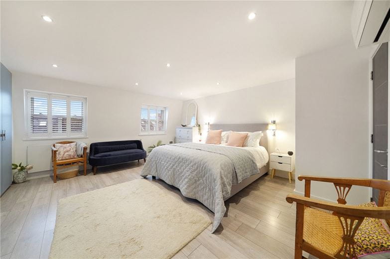 5 bedroom house, Inglethorpe Street, London SW6 - Available