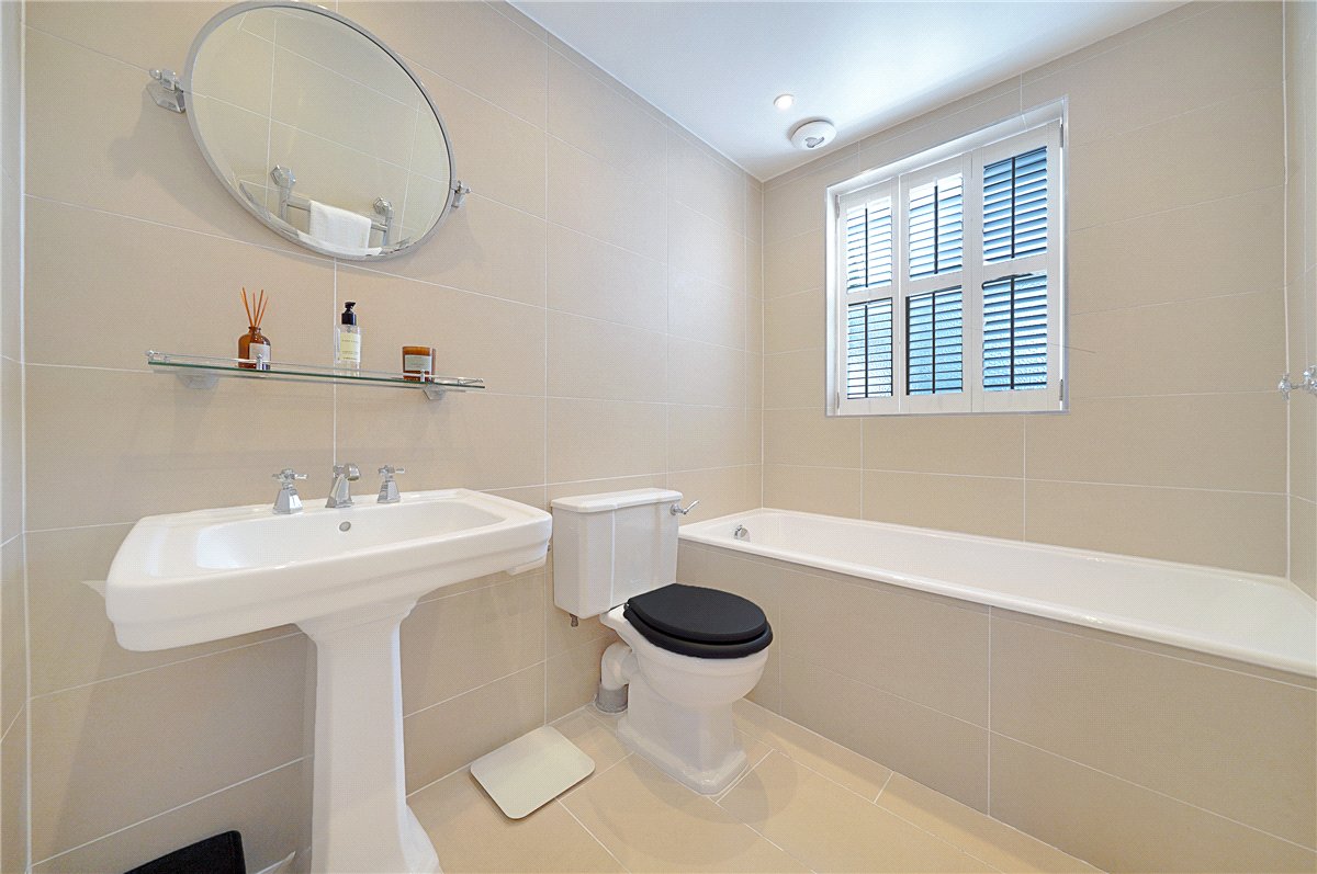 4 bedroom house, Kenyon Street, London SW6 - Sold