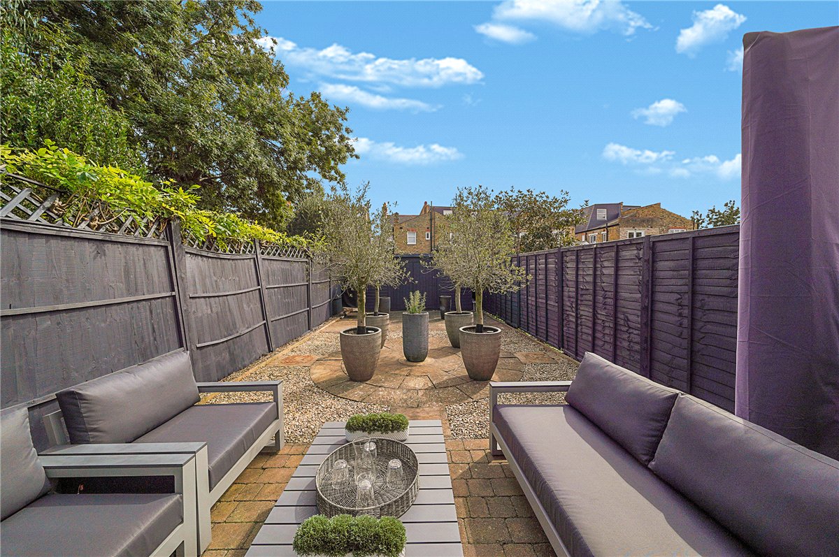 4 bedroom house, Kenyon Street, London SW6 - Sold