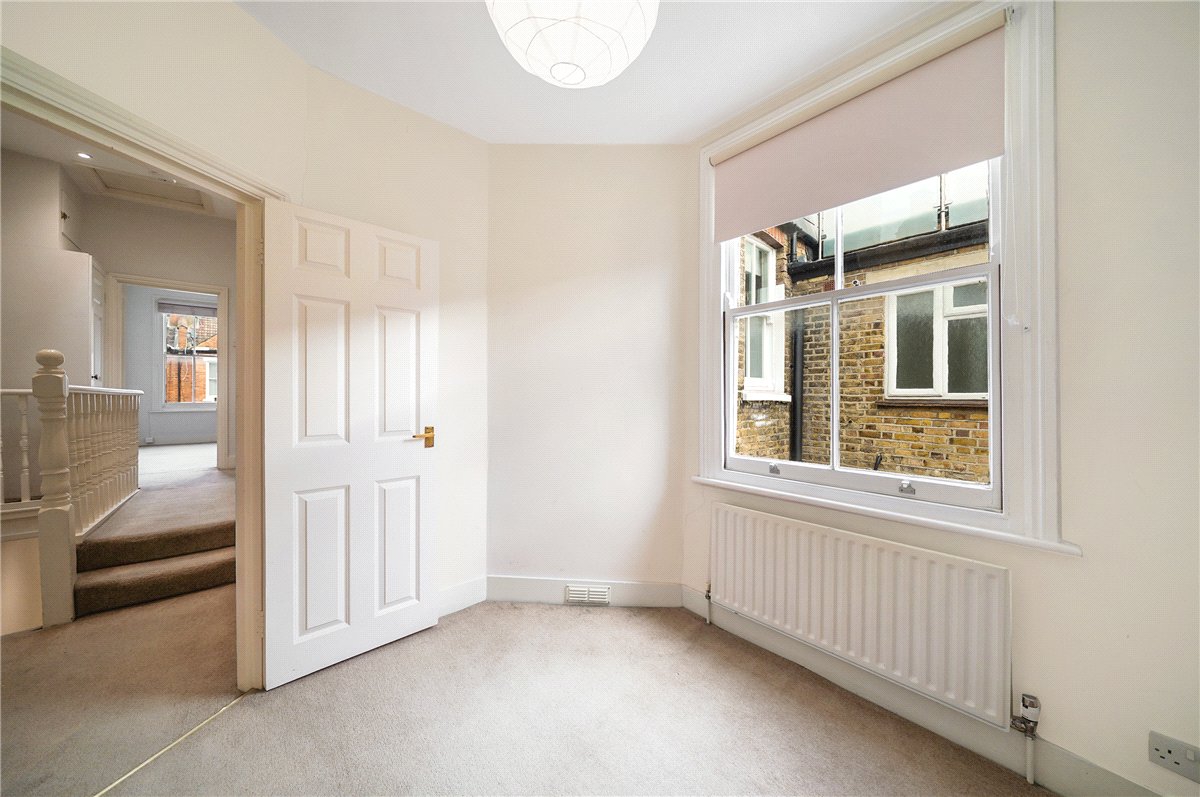 2 bedroom flat, Edenvale Street, London SW6 - Sold STC
