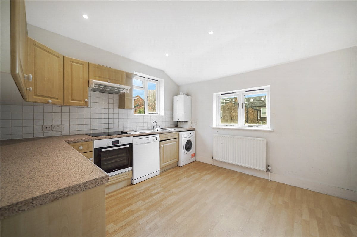 2 bedroom flat, Edenvale Street, London SW6 - Sold STC