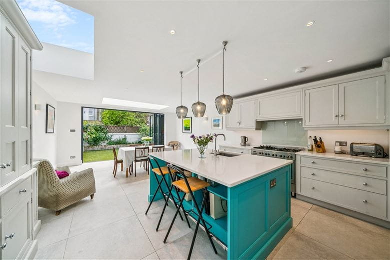 4 bedroom house, Tournay Road, London SW6 - Available