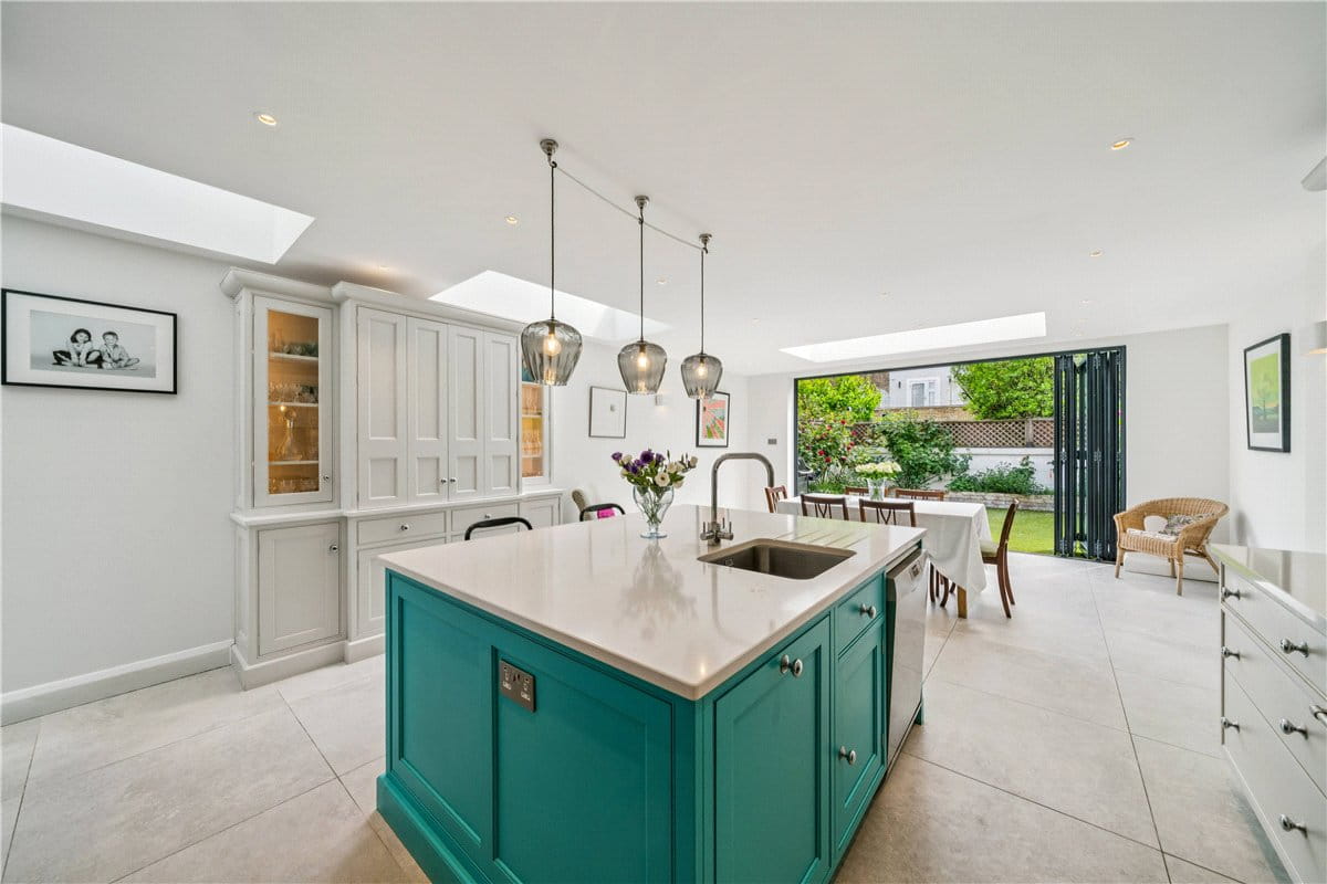 4 bedroom house, Tournay Road, London SW6 - Available