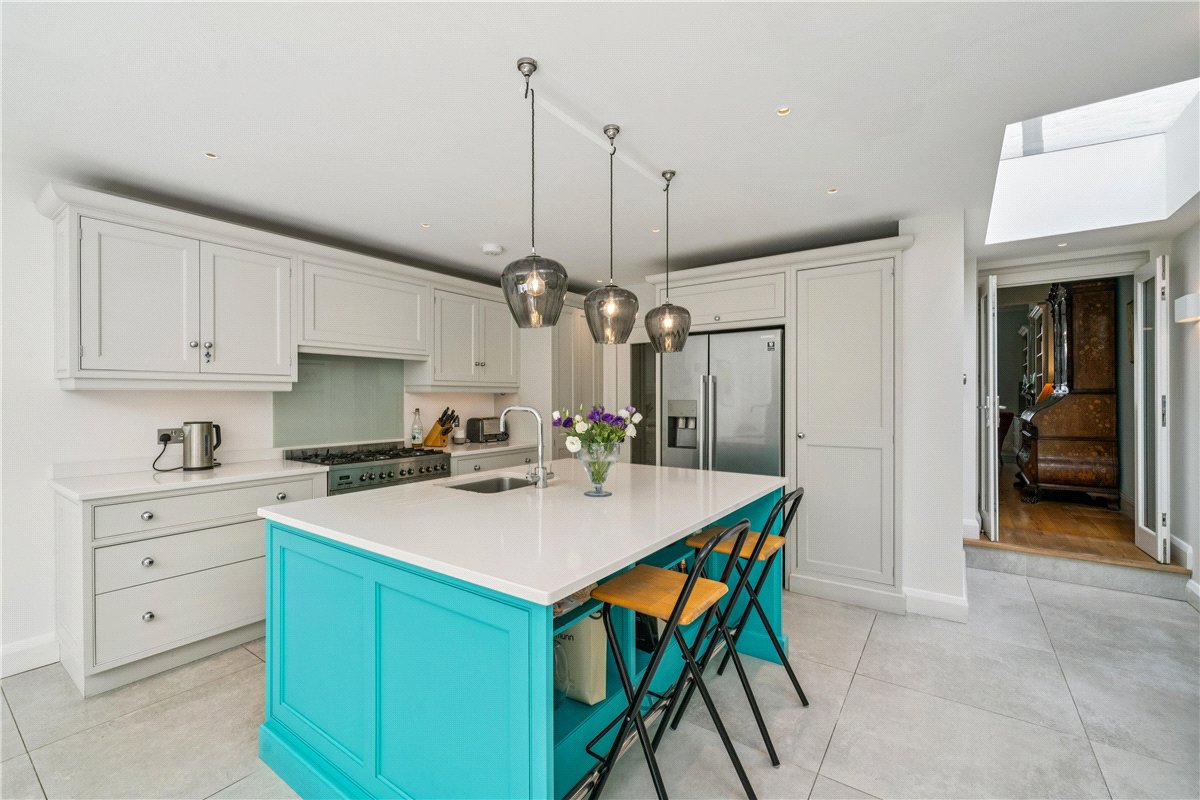 4 bedroom house, Tournay Road, London SW6 - Available