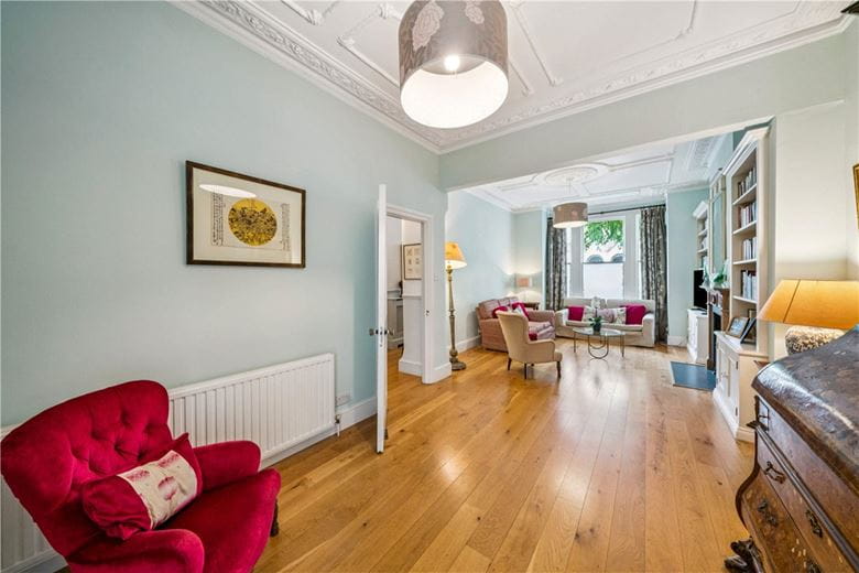 4 bedroom house, Tournay Road, London SW6 - Available