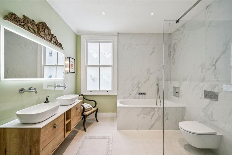 4 bedroom house, Tournay Road, London SW6 - Available
