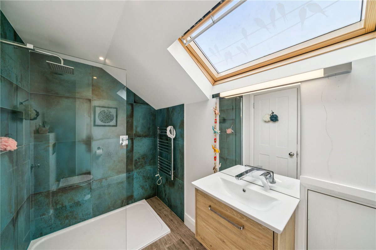4 bedroom house, Tournay Road, London SW6 - Available