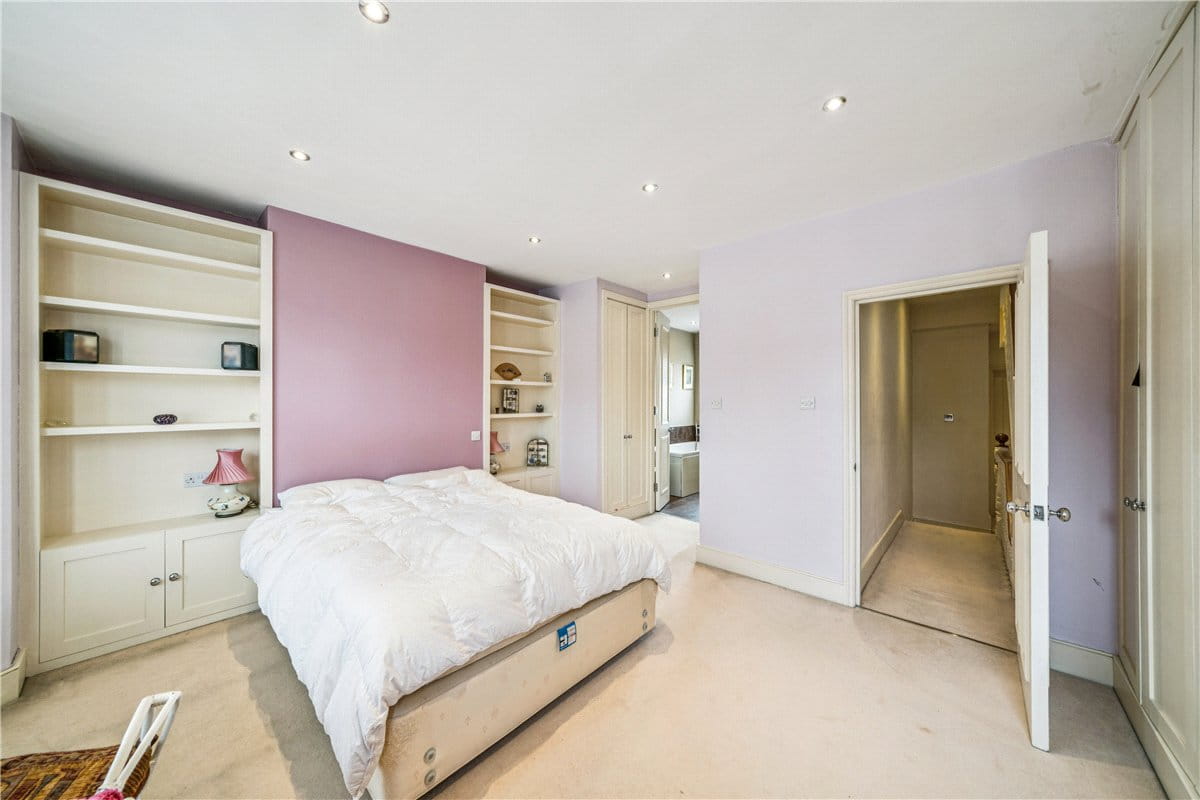 4 bedroom house, Edgarley Terrace, London SW6 - Available