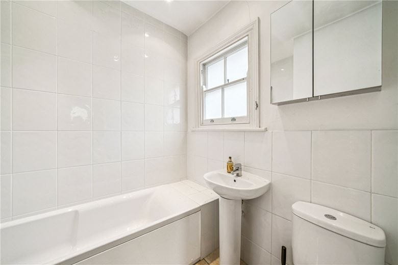 4 bedroom house, Edgarley Terrace, London SW6 - Available
