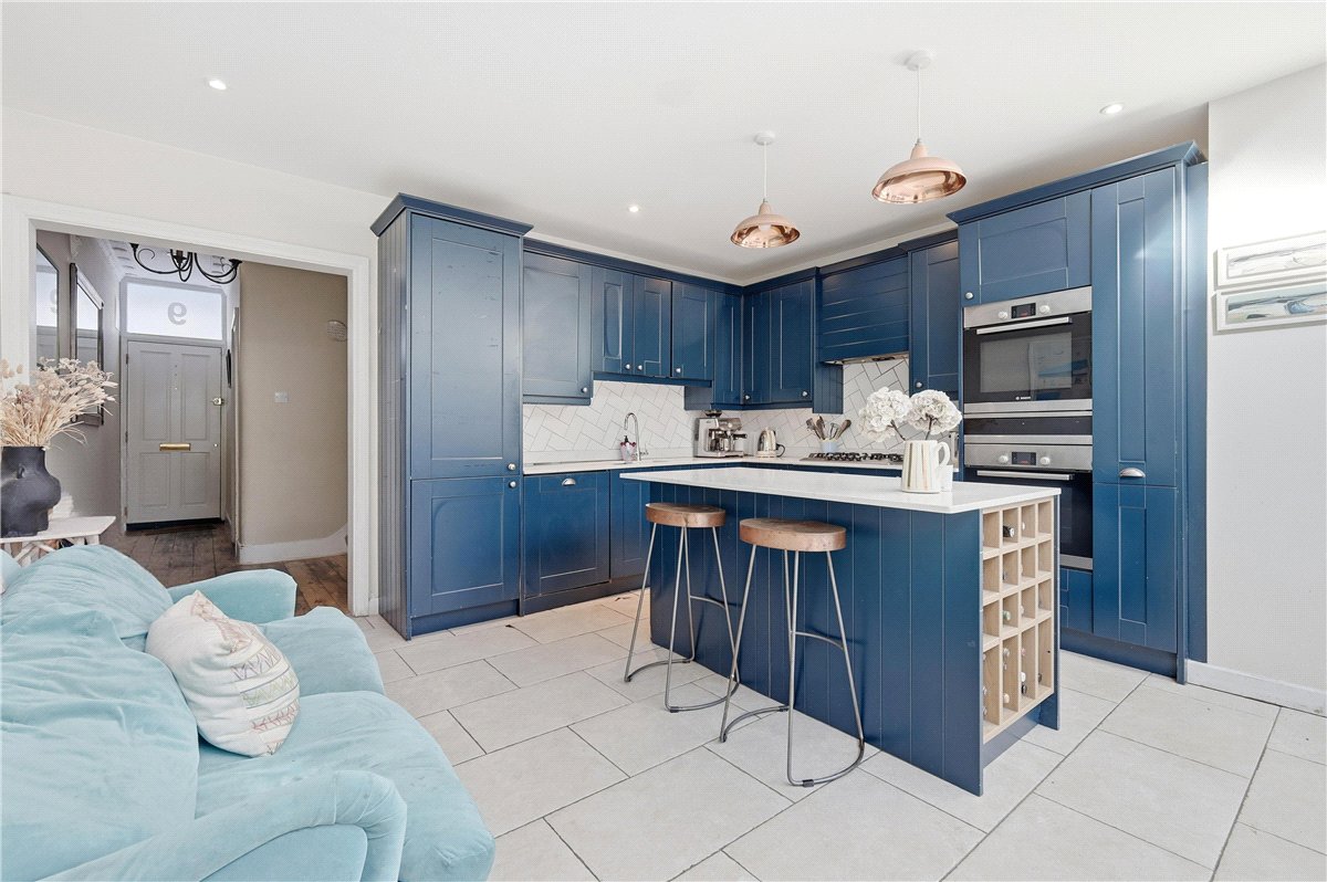6 bedroom house, Delaford Street, London SW6 - Available