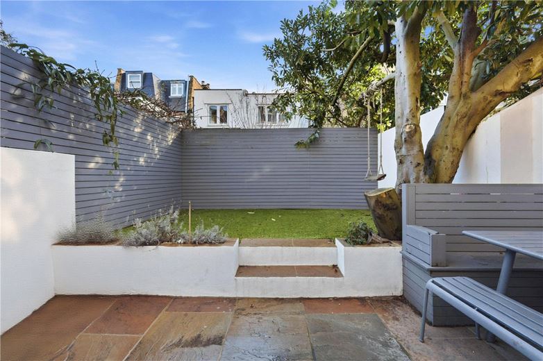 6 bedroom house, Delaford Street, London SW6 - Available