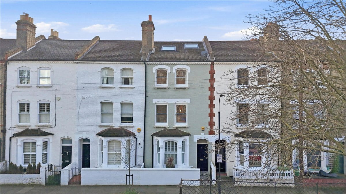 6 bedroom house, Delaford Street, London SW6 - Available