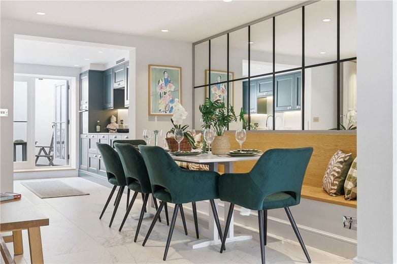 4 bedroom house, Hazlebury Road, London SW6 - Available