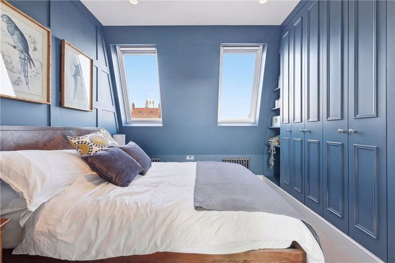 4 bedroom house, Hazlebury Road, London SW6 - Available