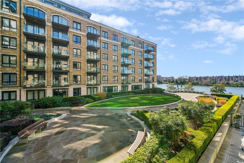 2 bedroom flat, Distillery Wharf, W6 - Available