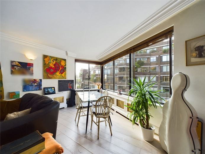 3 bedroom flat, Alder Lodge, 73 Stevenage Road SW6 - Available