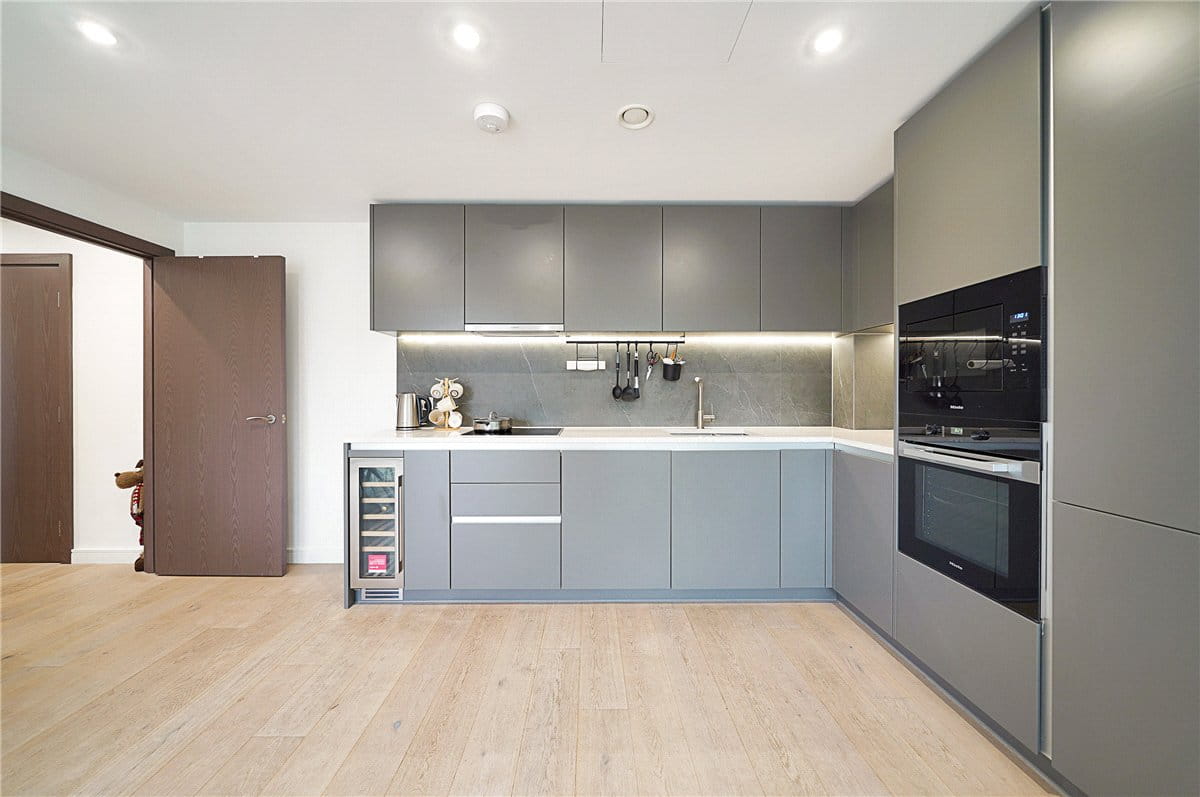 2 bedroom flat, Tierney Lane, London W6 - Available