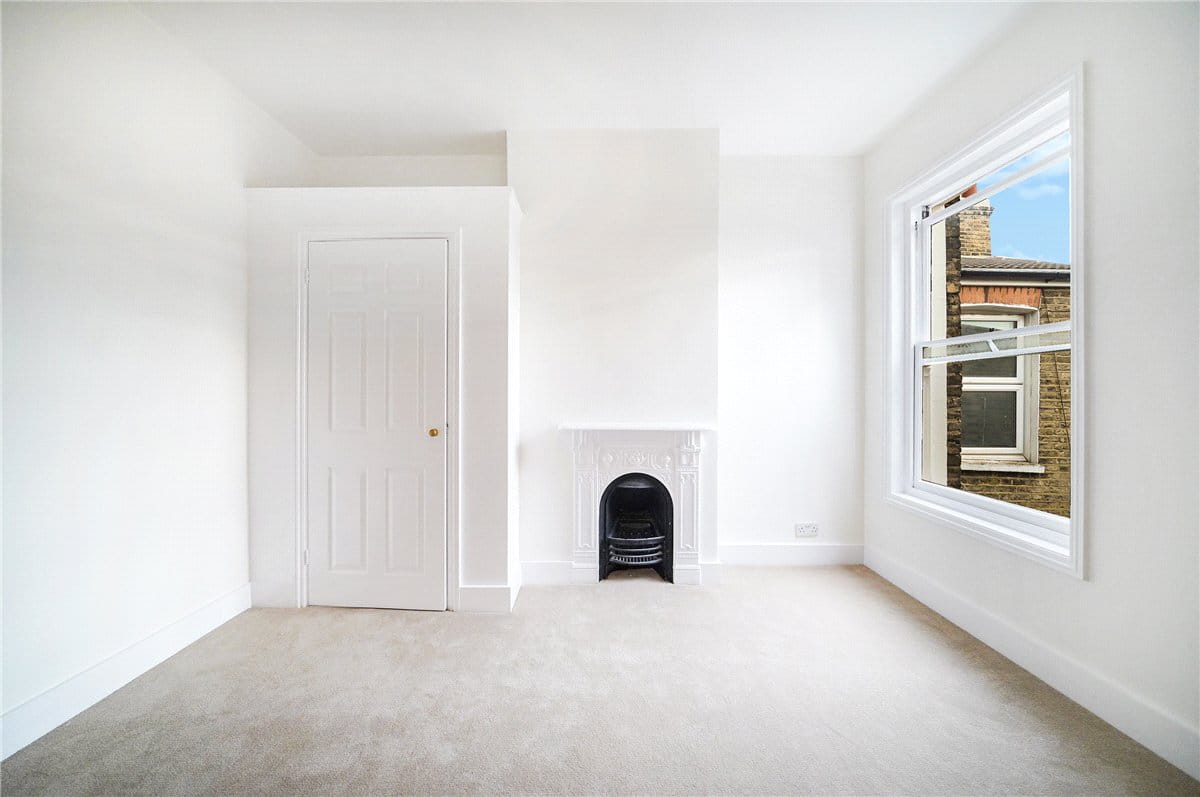 2 bedroom flat, Edenvale Street, London SW6 - Sold STC
