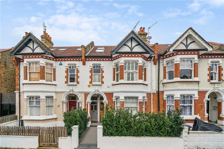 2 bedroom flat, Harbord Street, London SW6 - Available