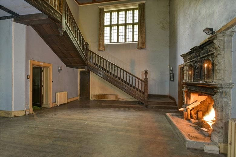 19 bedroom house, Bowden Hill, Lacock SN15 - Available